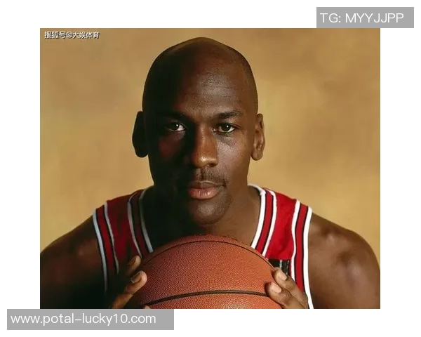 乔丹克拉克森的篮球之路与成就解析:从新秀到全明星的蜕变历程 乔丹克拉克森的篮球之路与成就解析:从新秀到全明星的蜕变历程